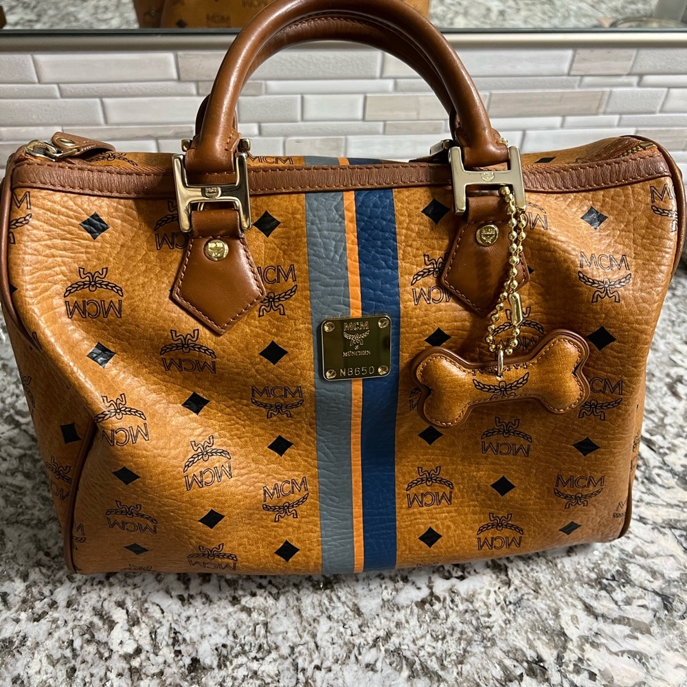 MCM visetos boston bag in cognac color